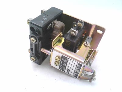 SCHNEIDER ELECTRIC 8501-AO30-V02
