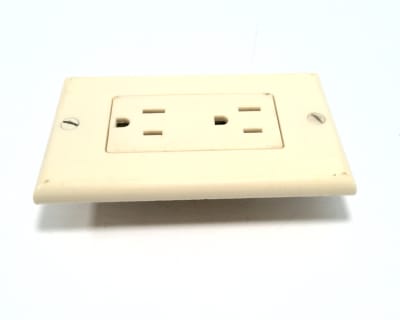 LEVITON 801-5675-I