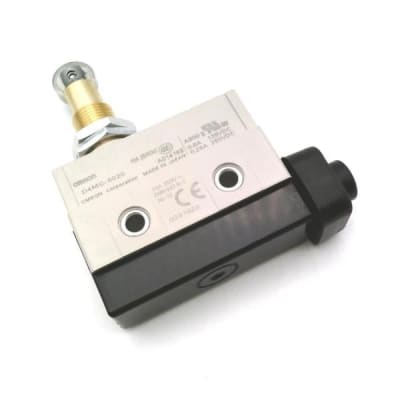OMRON D4MC5020