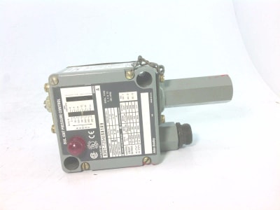 ALLEN BRADLEY 836T-T254JX81X9