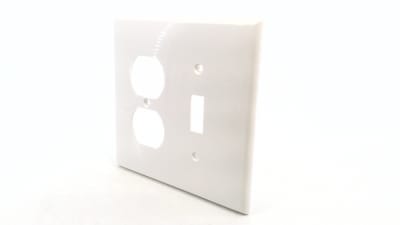 LEVITON 002-0PJ18-00W