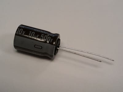 NICHICON UCY2H100MHD