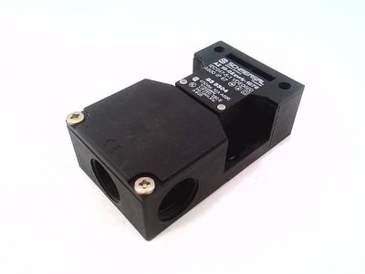 SCHMERSAL AZ16-02ZVRK-1876