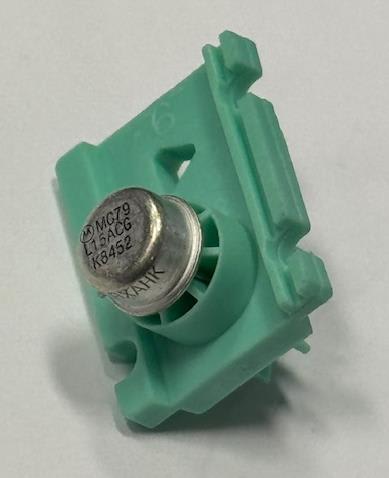 NXP SEMICONDUCTOR MC79L15ACG