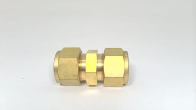 SWAGELOK B-1010-6