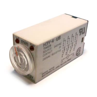 OMRON H3Y-4-US AC240 3H
