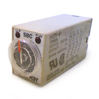 OMRON H3Y-4 AC240 5S