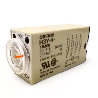 OMRON H3Y-4 AC240 30S