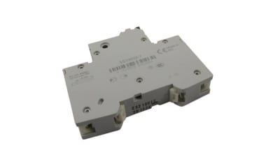 SIEMENS 5SY3032-7