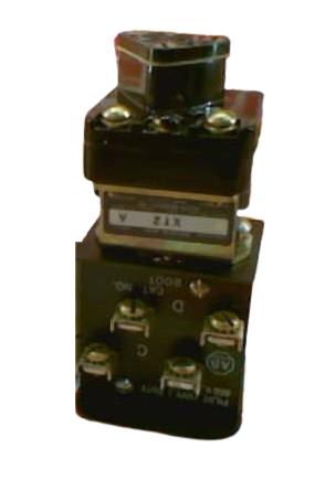 ALLEN BRADLEY 800T-XT2