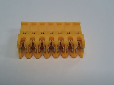 TE CONNECTIVITY 3-640599-7