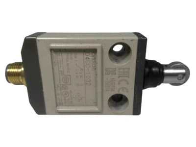 OMRON D4CC-1032