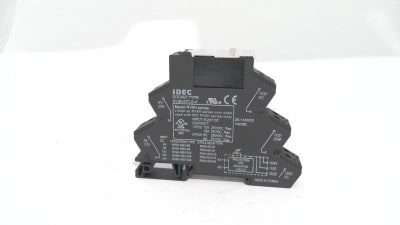 IDEC RV8H-2S-D24-C1D2