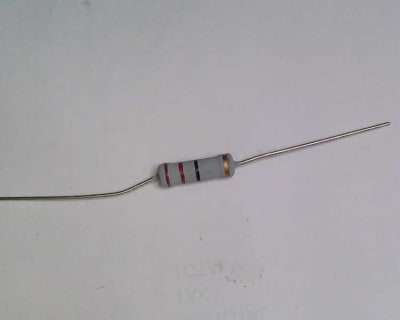 YAGEO RSF200JB-73-11R