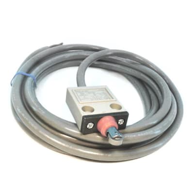 OMRON D4C1632C
