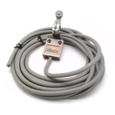 OMRON D4C3320