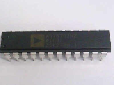 ANALOG DEVICES AD7870JNZ