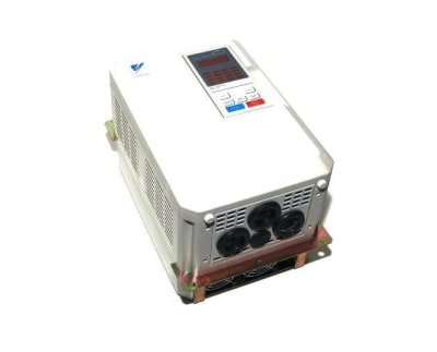 YASKAWA ELECTRIC CIMR-P5U47P5