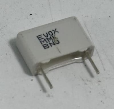 KEMET MMK10104K100A01L4BULK