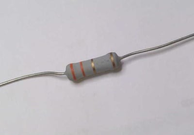 YAGEO RSF200JB-73-3R3