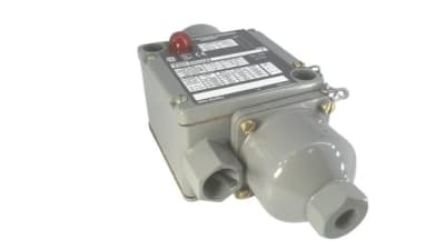 ALLEN BRADLEY 836T-D450JX9