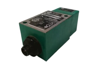 ALLEN BRADLEY 802M-BAZJ7