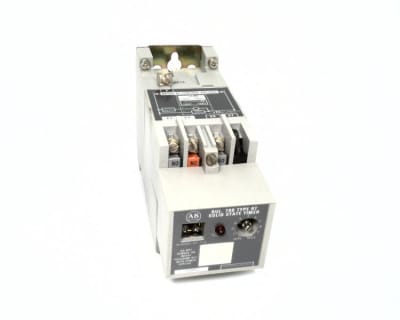 ALLEN BRADLEY 700-RT10N110R1