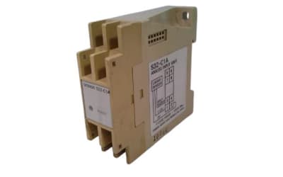 OMRON S32-C1A