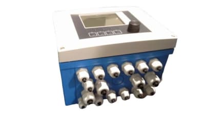 ENDRESS & HAUSER CM442-CDM1A1F011B