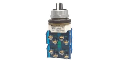 ALLEN BRADLEY 800T-J2KC1BV