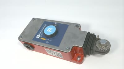TELEMECANIQUE SENSORS XY2CH13150H7