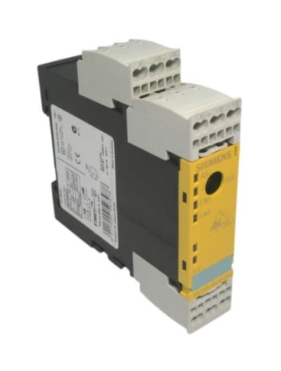 SIEMENS 3RK1205-0BG00-0AA2