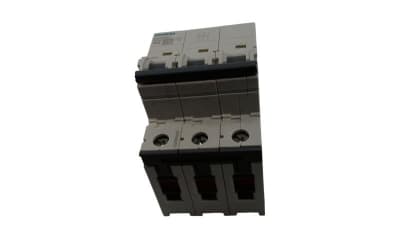 SIEMENS 5SY6330-7