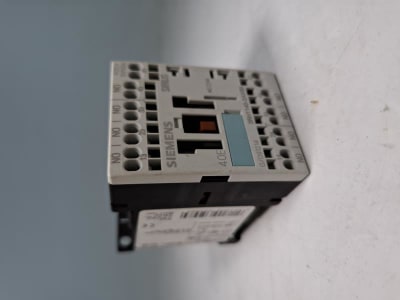 SIEMENS 3RH1140-2AV00