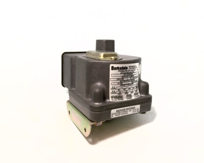 BARKSDALE D1T-A3SS-B2