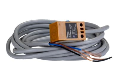 OMRON TL-Q5MC2 2M