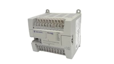 ALLEN BRADLEY 1762-L24BWA