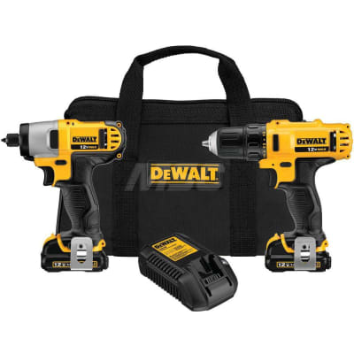 STANLEY BLACK & DECKER DCK211S2