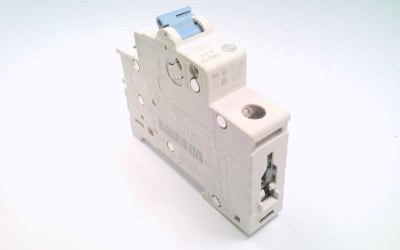 ALLEN BRADLEY 1492-SPM1B200