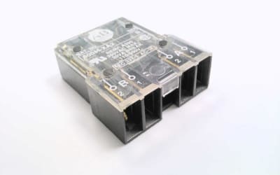 ALLEN BRADLEY 800M-XA2