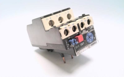 SCHNEIDER ELECTRIC LR2-D1307