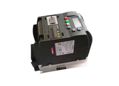 SIEMENS 6SL3210-5BE22-2CV0