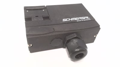 SCHMERSAL AZM 170-02ZKA 24VAC/DC