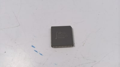 INTEGRATED DEVICE TECHNOLOGY IDT7130LA55JG