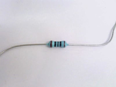 YAGEO MF0207FTE52-100R