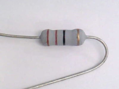 YAGEO RSF100JB-73-11R