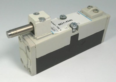 UNIVER GROUP BDA-4240