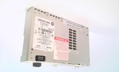 ALLEN BRADLEY 2711P-RP1D
