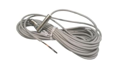 SMC D-F6NZ