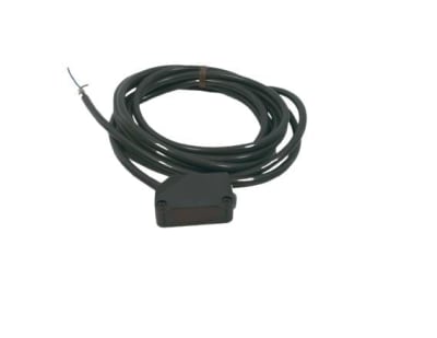 OMRON E3Z-D61 2M